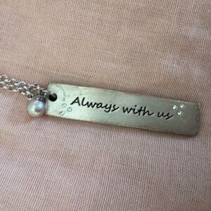 Vantel Pearls Silver Necklace with Pearl Accent